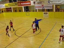 2007-03-02 U13